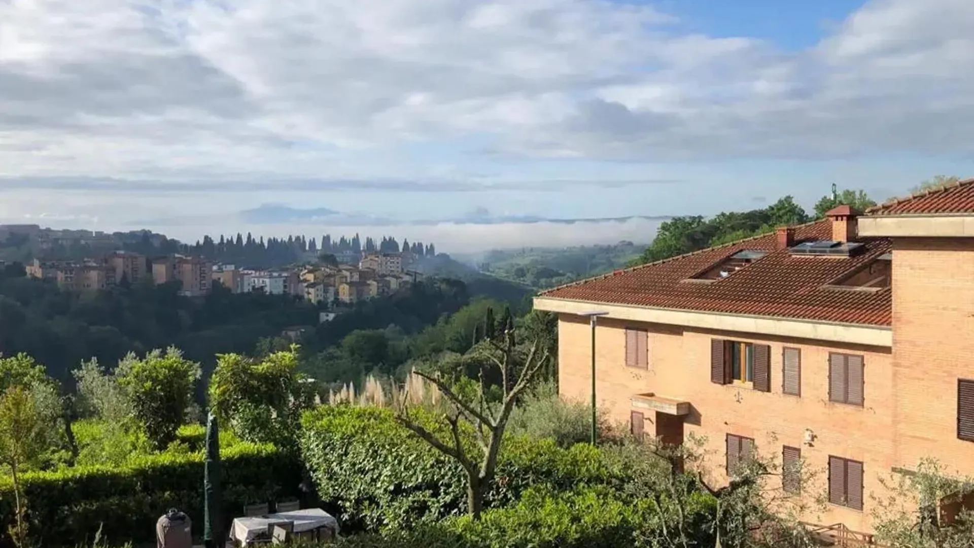 Charming Apartment With City View In Siena 80 Sqm + Parking